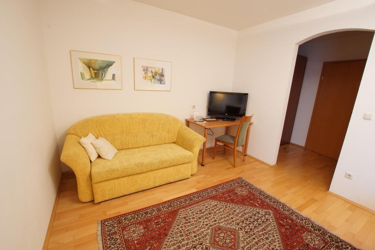 Pension Christina Weiz Extérieur photo